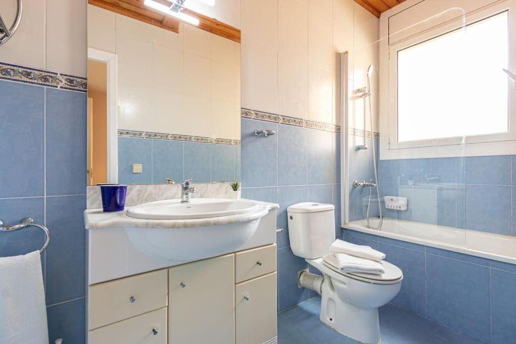 Casita Con Jardin, Bbq, Wifi, Centro Y Playa Villa Empuriabrava Exterior photo